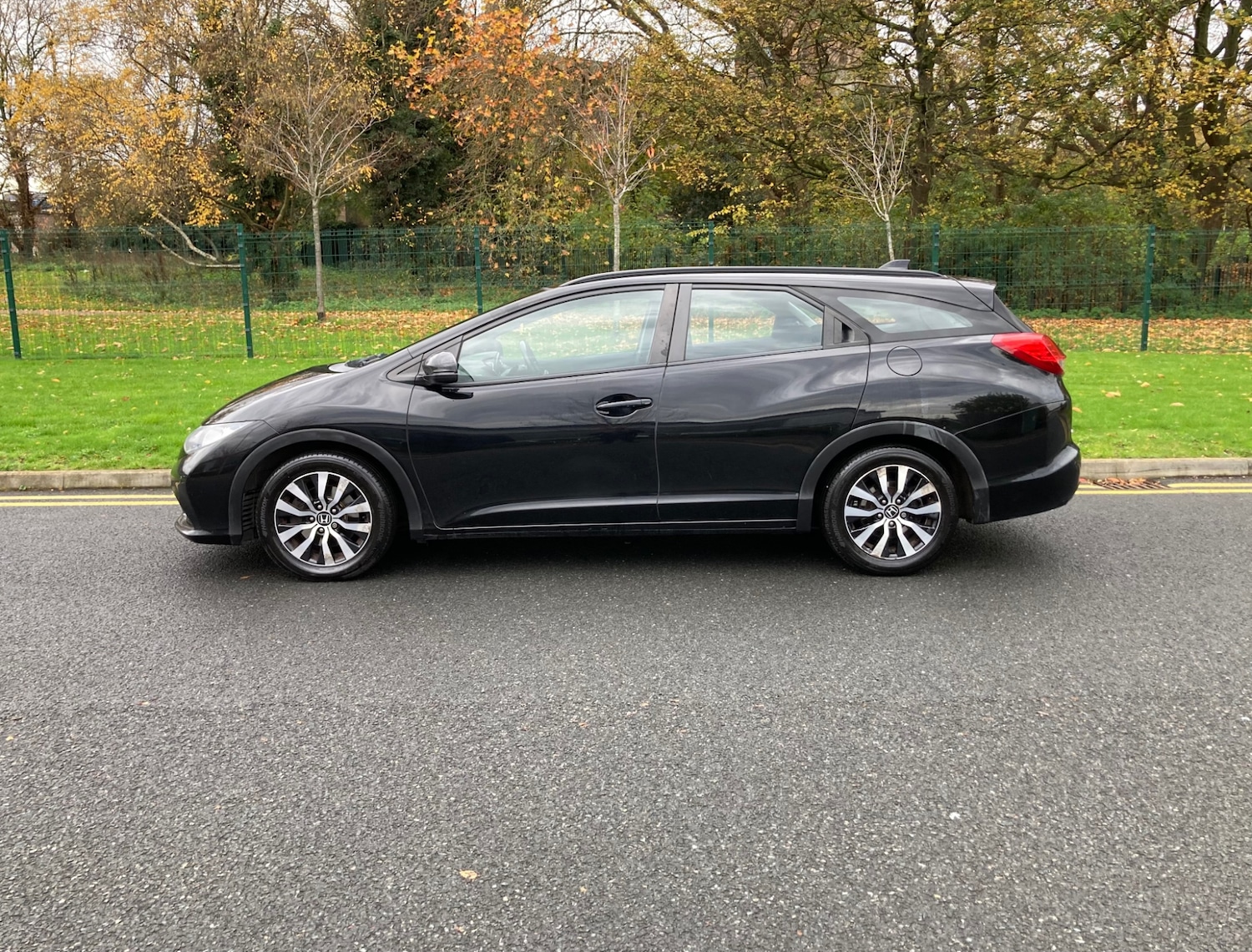 Used Honda Civic 2014 for sale - 76511079: Photo 6