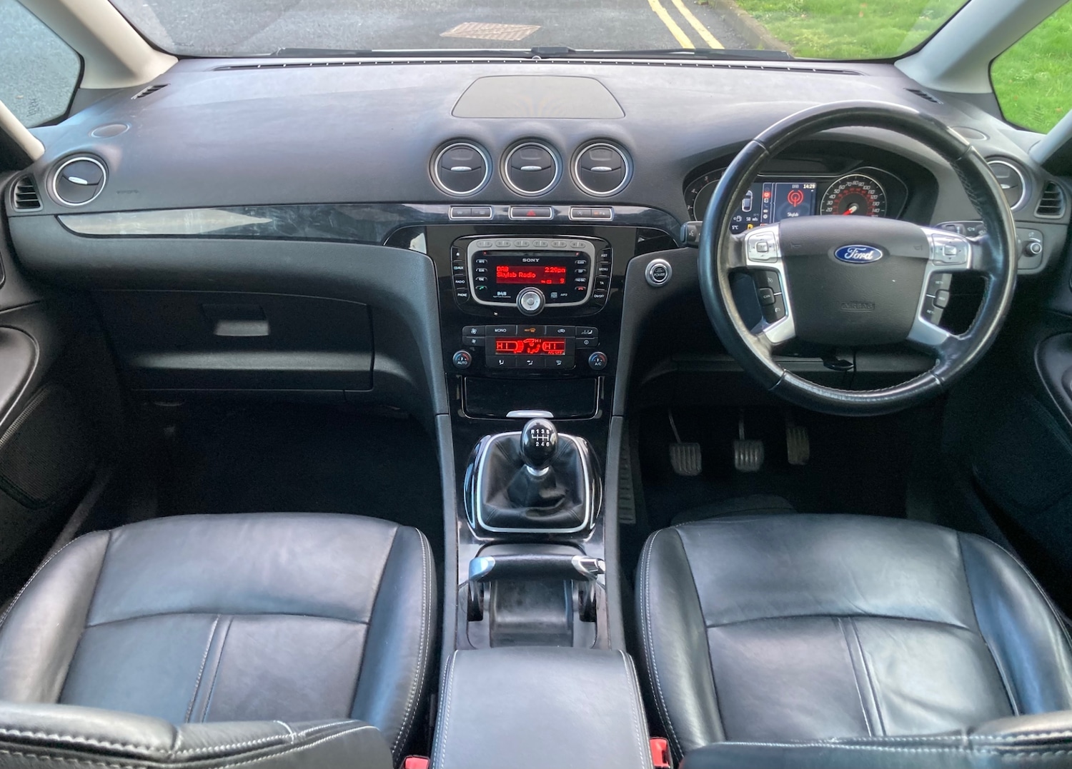 Used Ford Galaxy 2012 for sale - 76963590: Photo 11