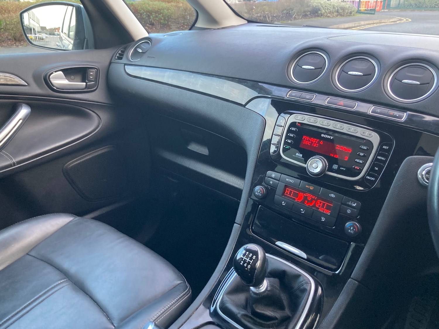 Used Ford Galaxy 2012 for sale - 76963590: Photo 13