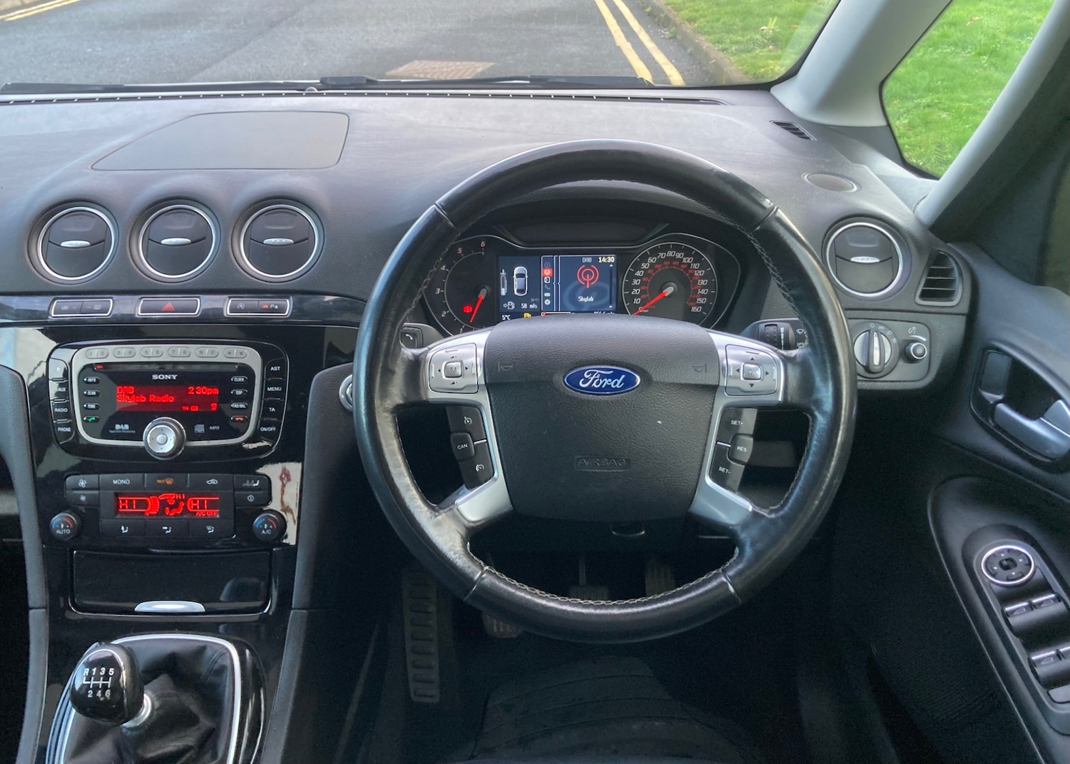 Used Ford Galaxy 2012 for sale - 76963590: Photo 21