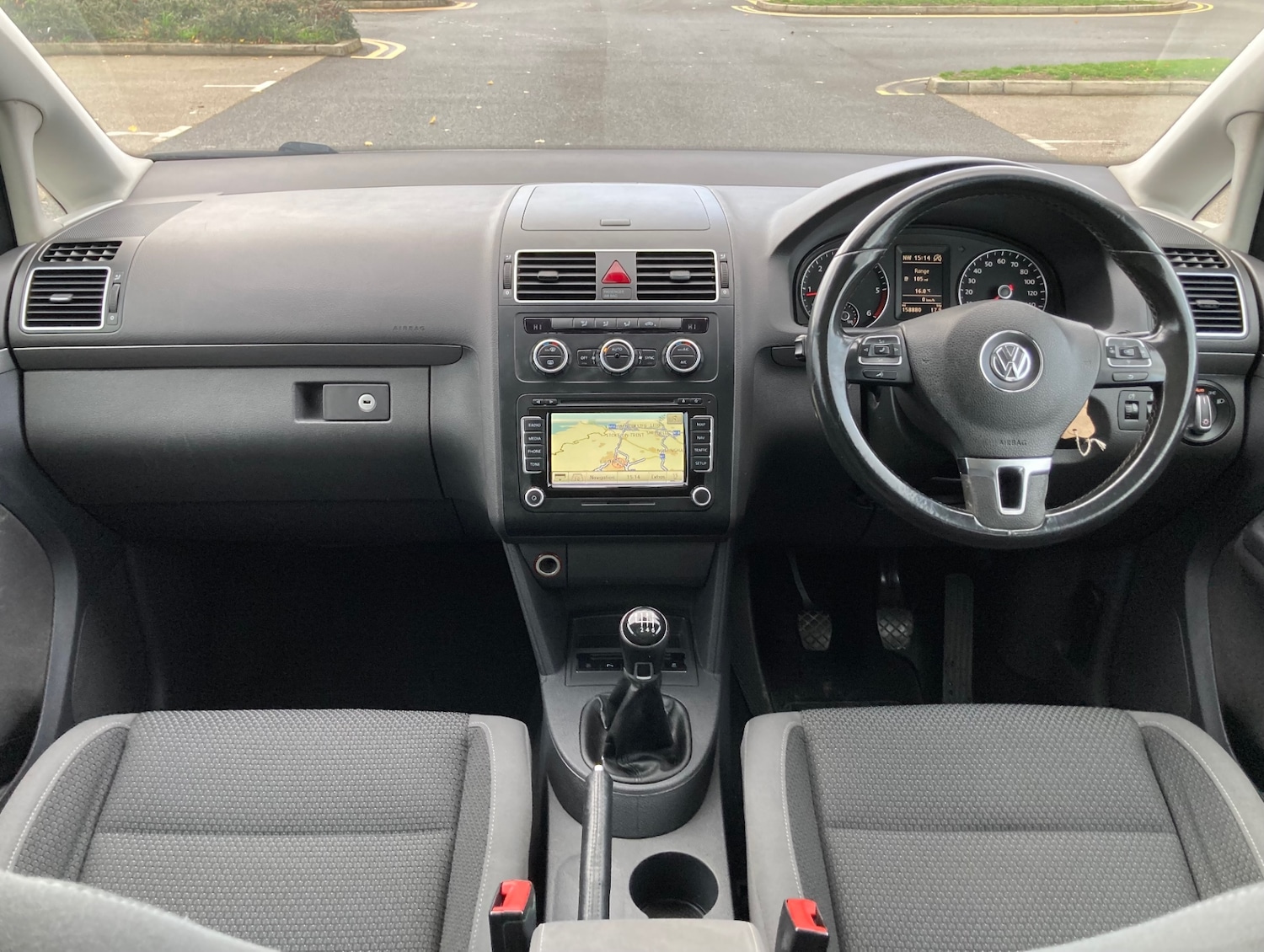 Used Volkswagen Touran 2012 for sale - 76431143: Photo 11