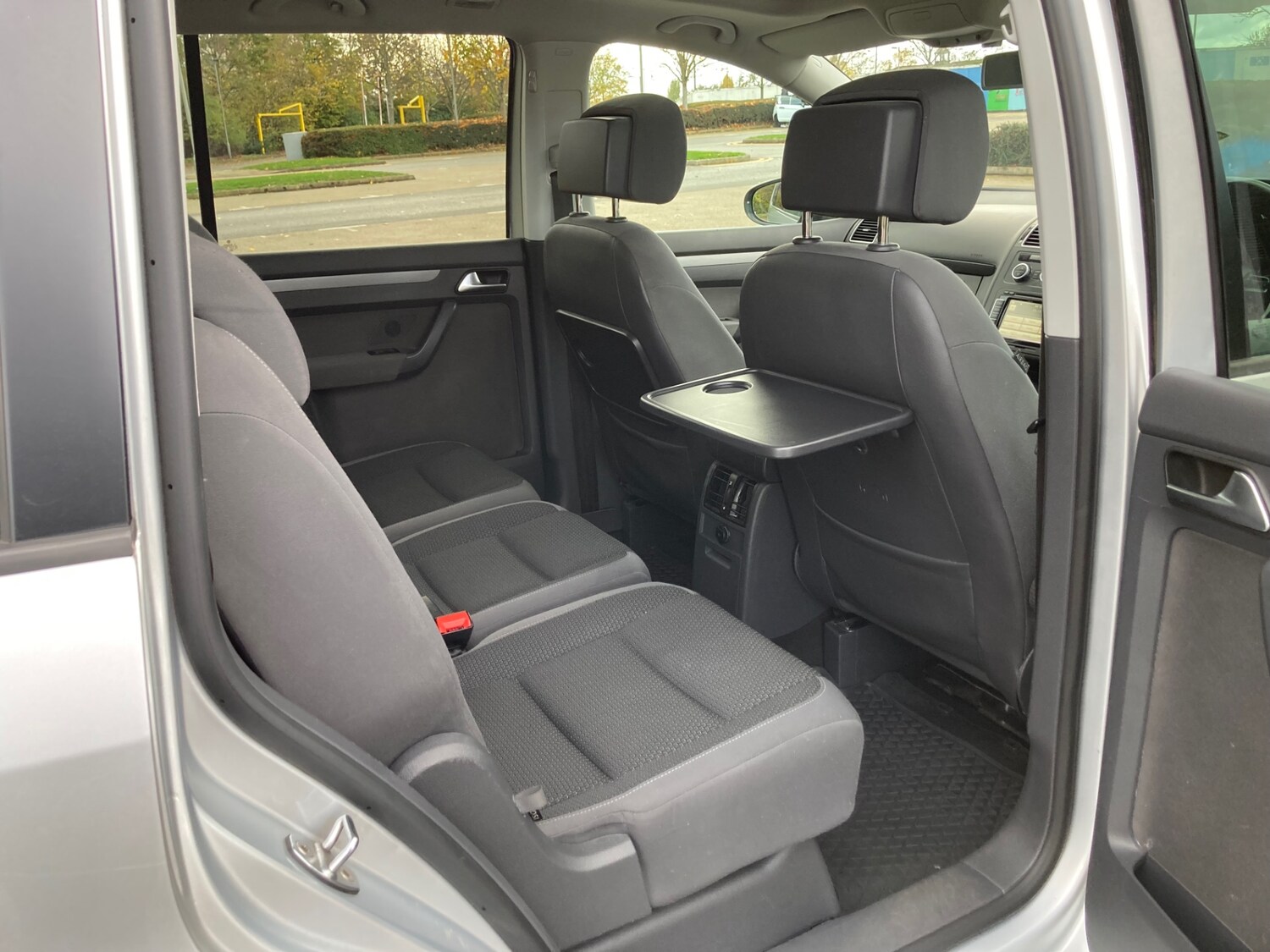 Used Volkswagen Touran 2012 for sale - 76431143: Photo 17