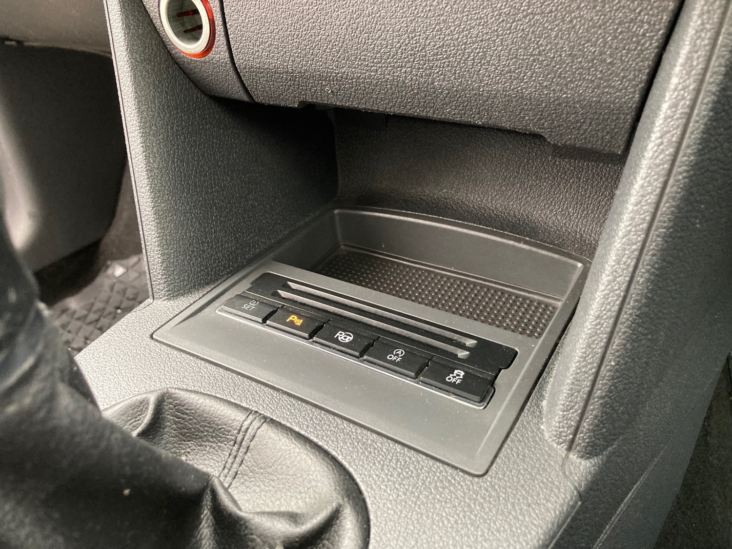 Used Volkswagen Touran 2012 for sale - 76431143: Photo 30