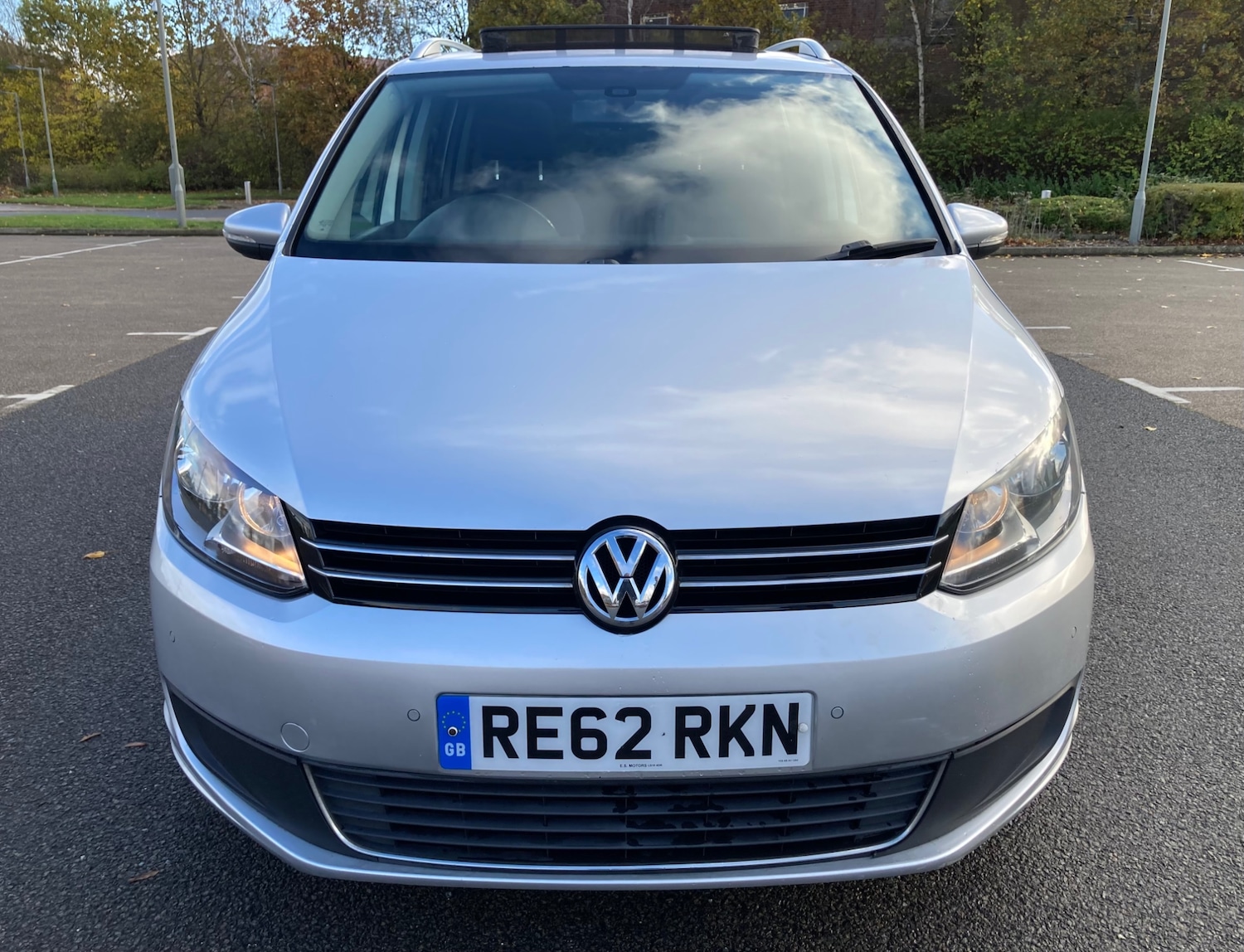 Used Volkswagen Touran 2012 for sale - 76431143: Photo 8