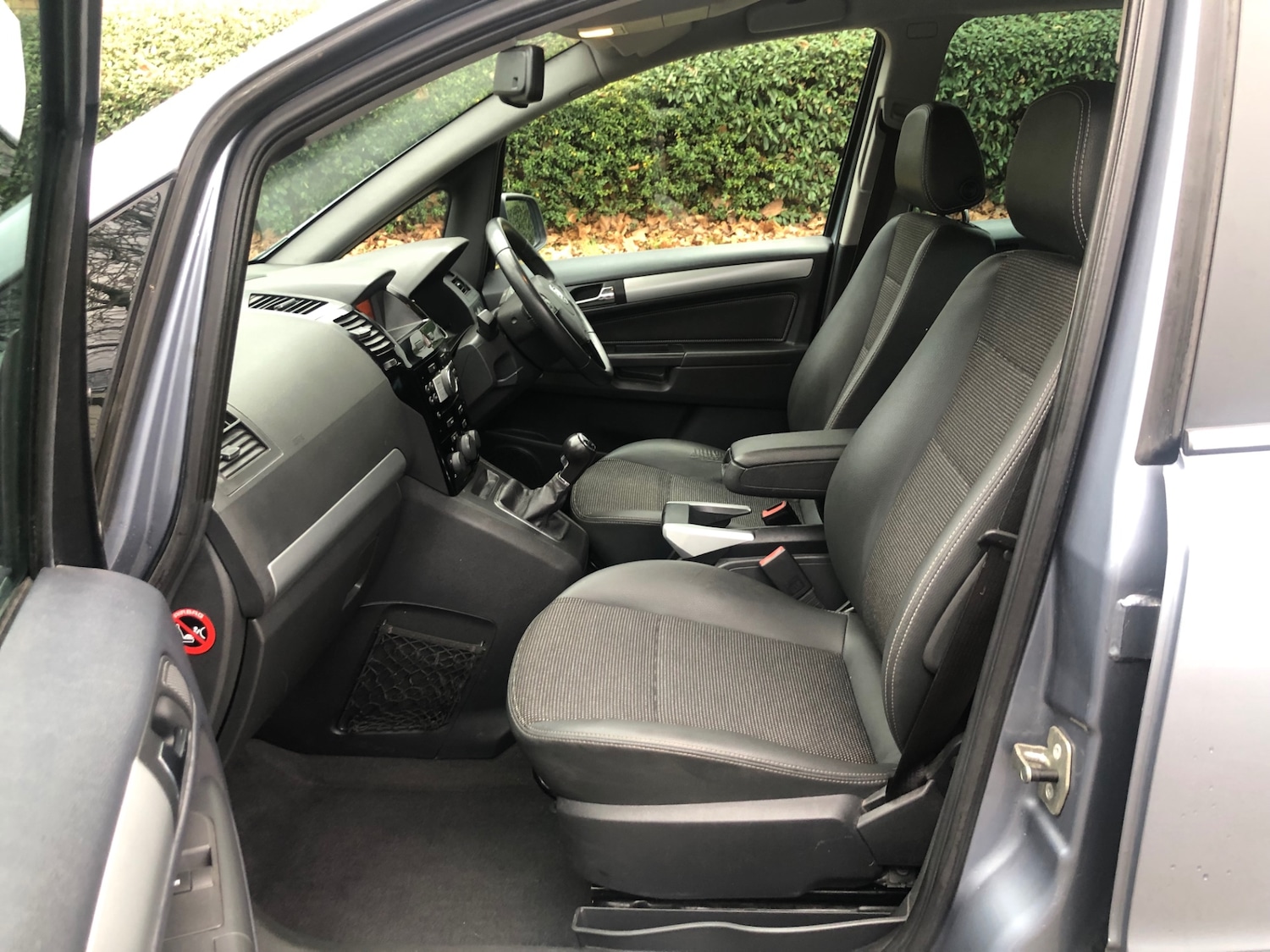 Used Vauxhall Zafira 2011 for sale - 75968574: Photo 21