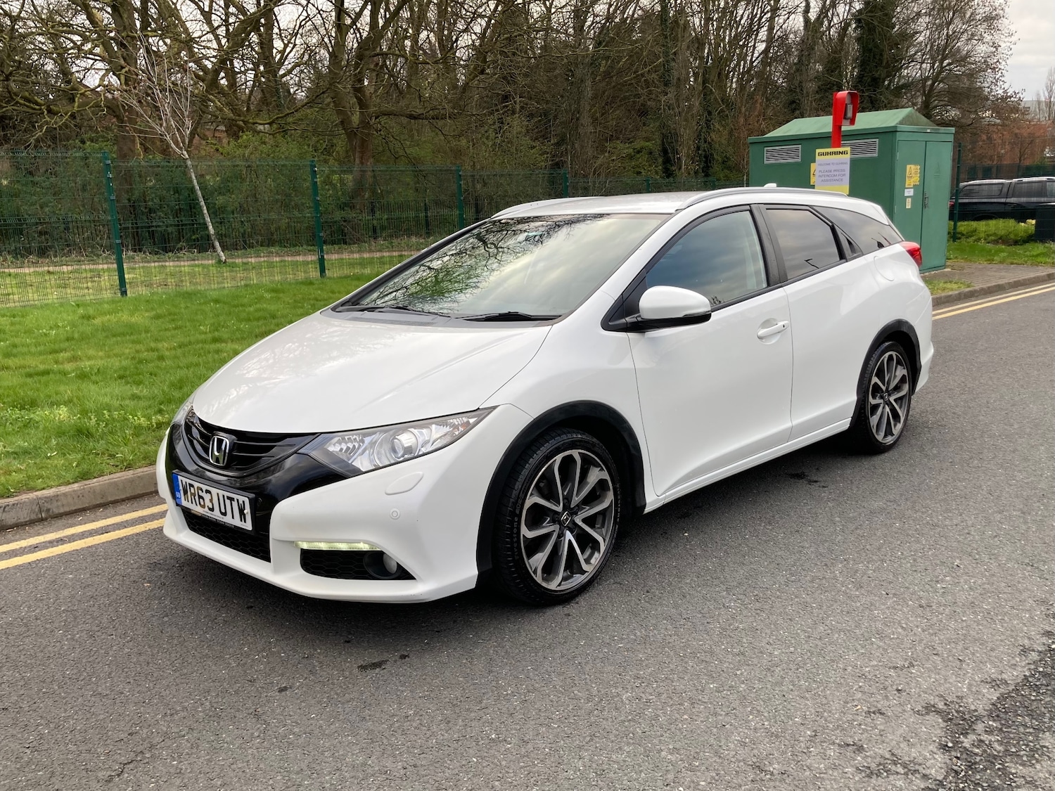 Used Honda Civic 2014 for sale - 78032147: Photo 2