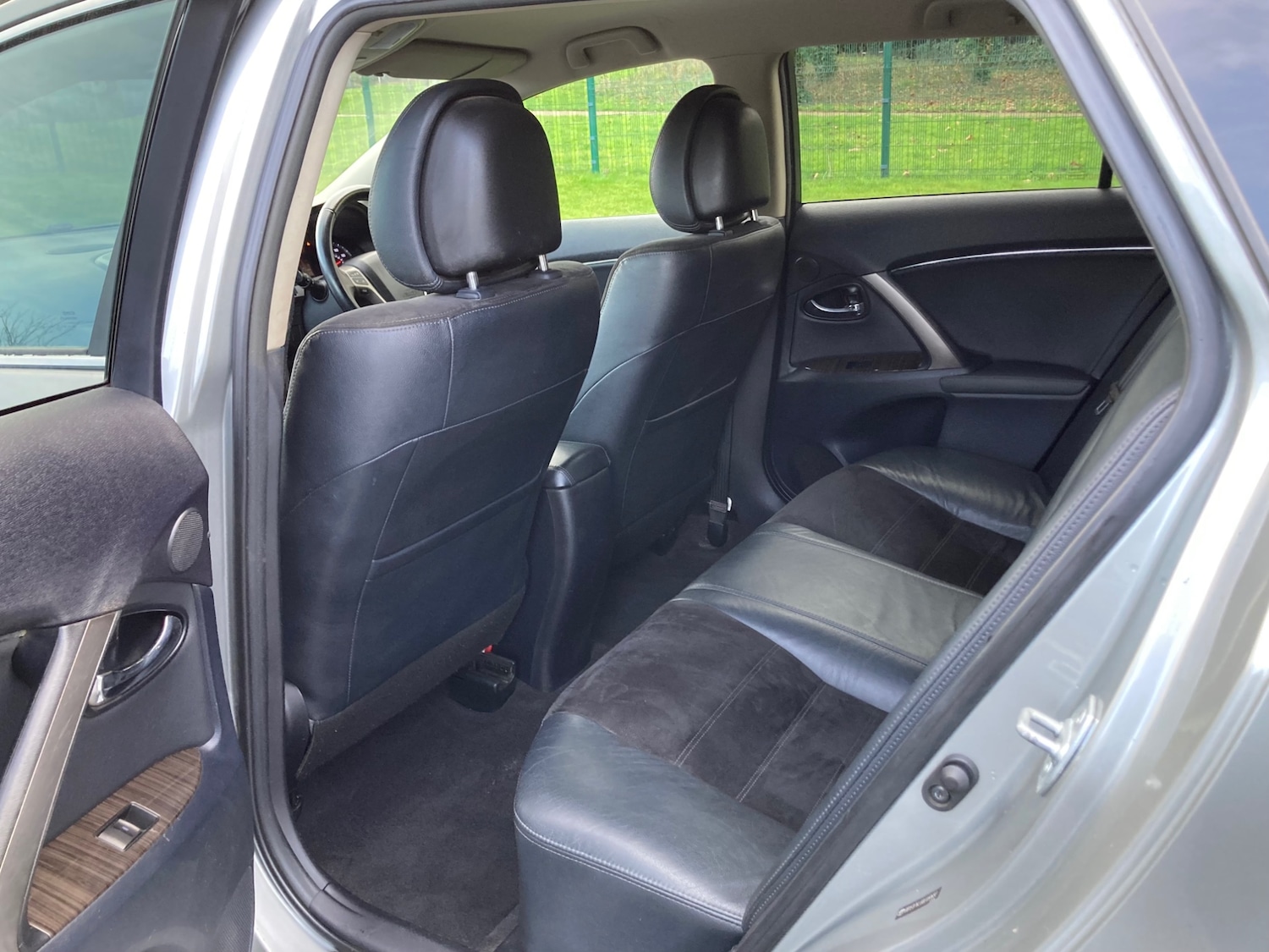 Used Toyota Avensis 2012 for sale - 77275133: Photo 14