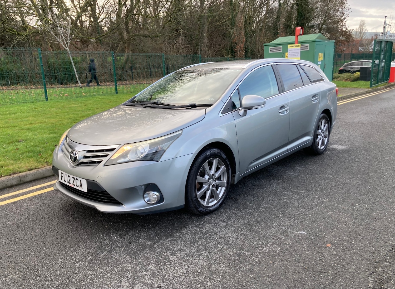 Used Toyota Avensis 2012 for sale - 77275133: Photo 2