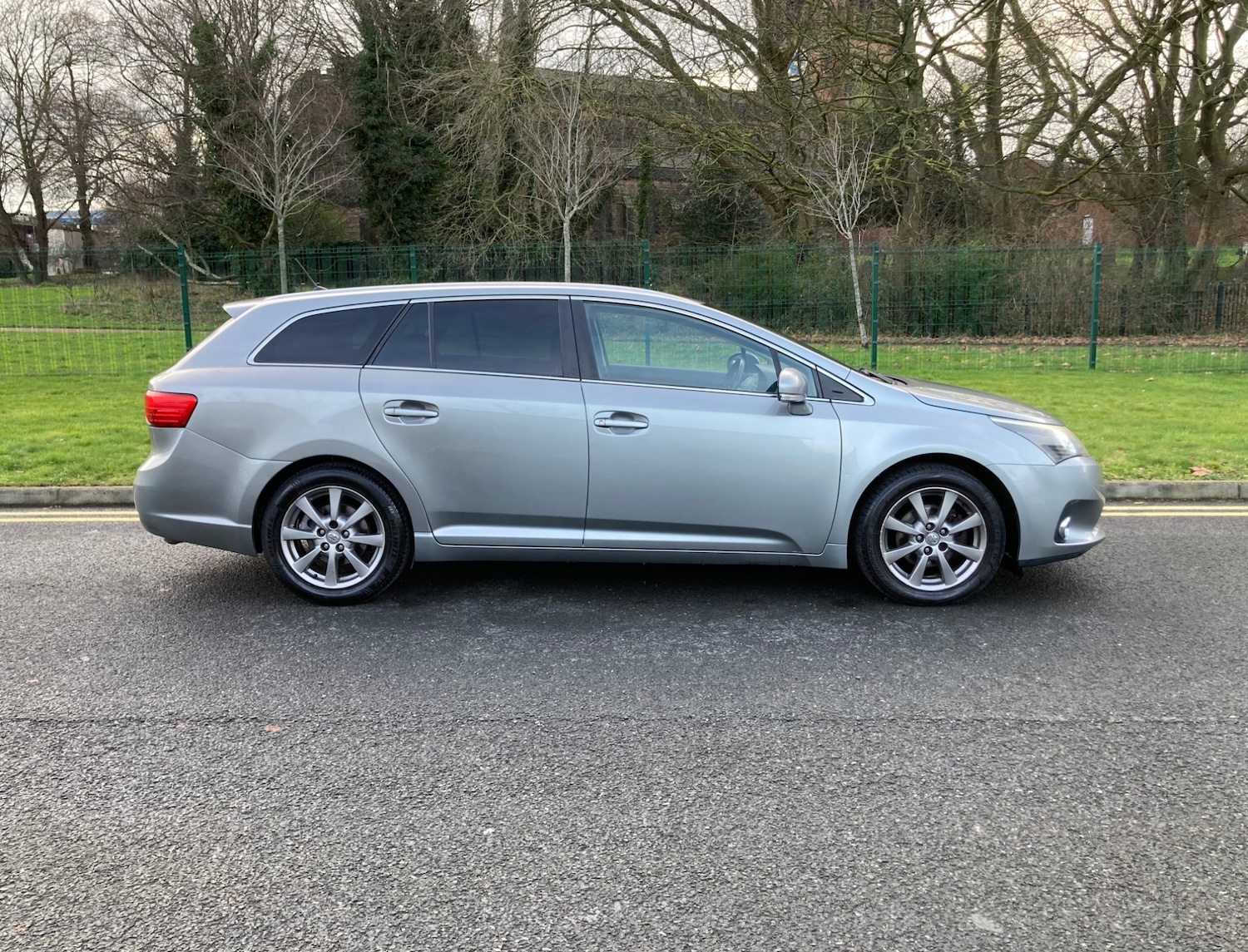 Used Toyota Avensis 2012 for sale - 77275133: Photo 5