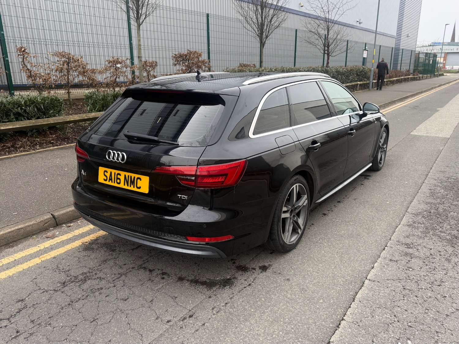 Used Audi A4 2016 for sale - 77709352: Photo 3