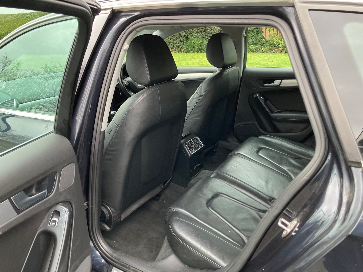 Used Audi A4 2012 for sale - 77371114: Photo 14