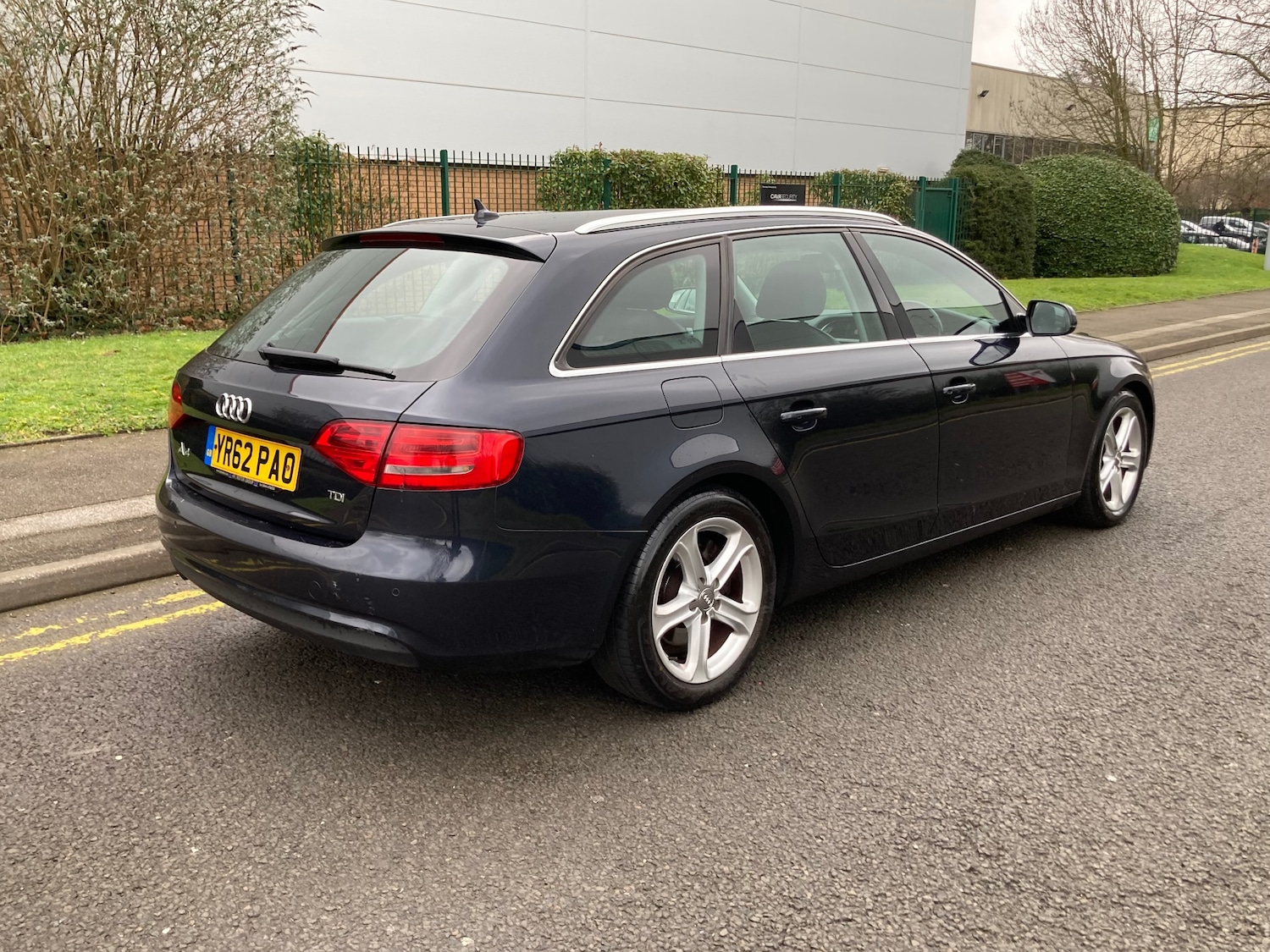 Used Audi A4 2012 for sale - 77371114: Photo 4