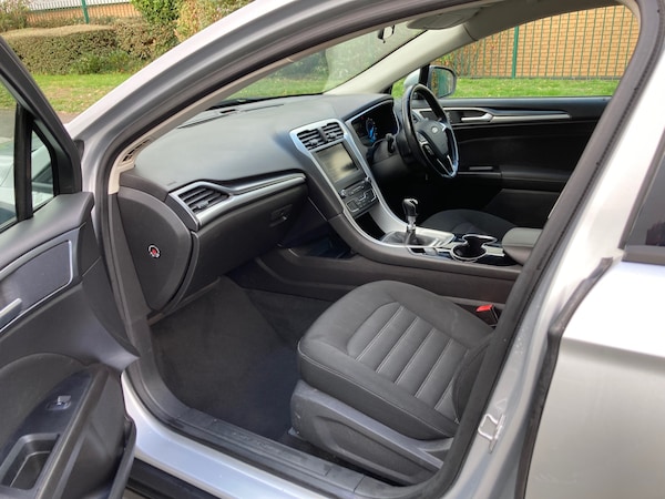 Used Ford Mondeo 2015 for sale - 76224031: Photo 12