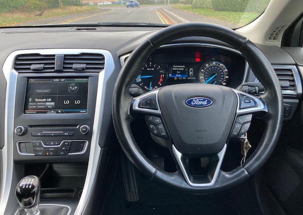 Used Ford Mondeo 2015 for sale - 76224031: Photo 17