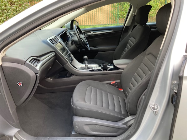 Used Ford Mondeo 2015 for sale - 76224031: Photo 19