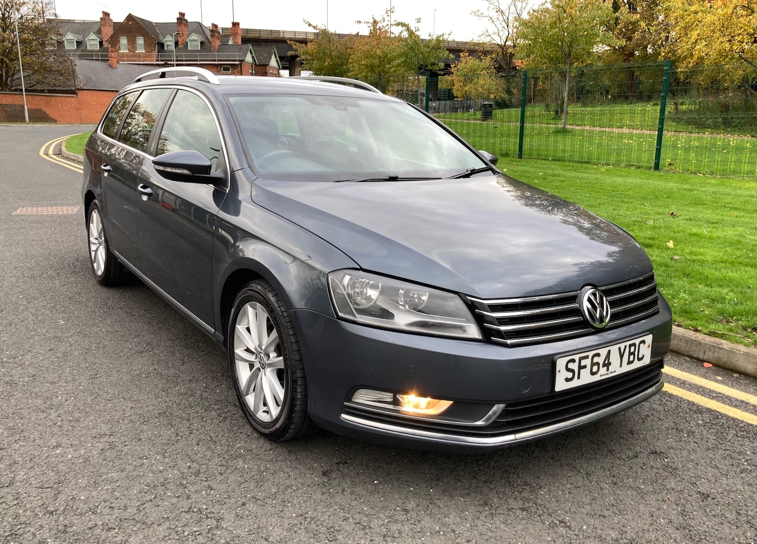 Used Volkswagen Passat 2014 for sale - 76358247: Photo 1