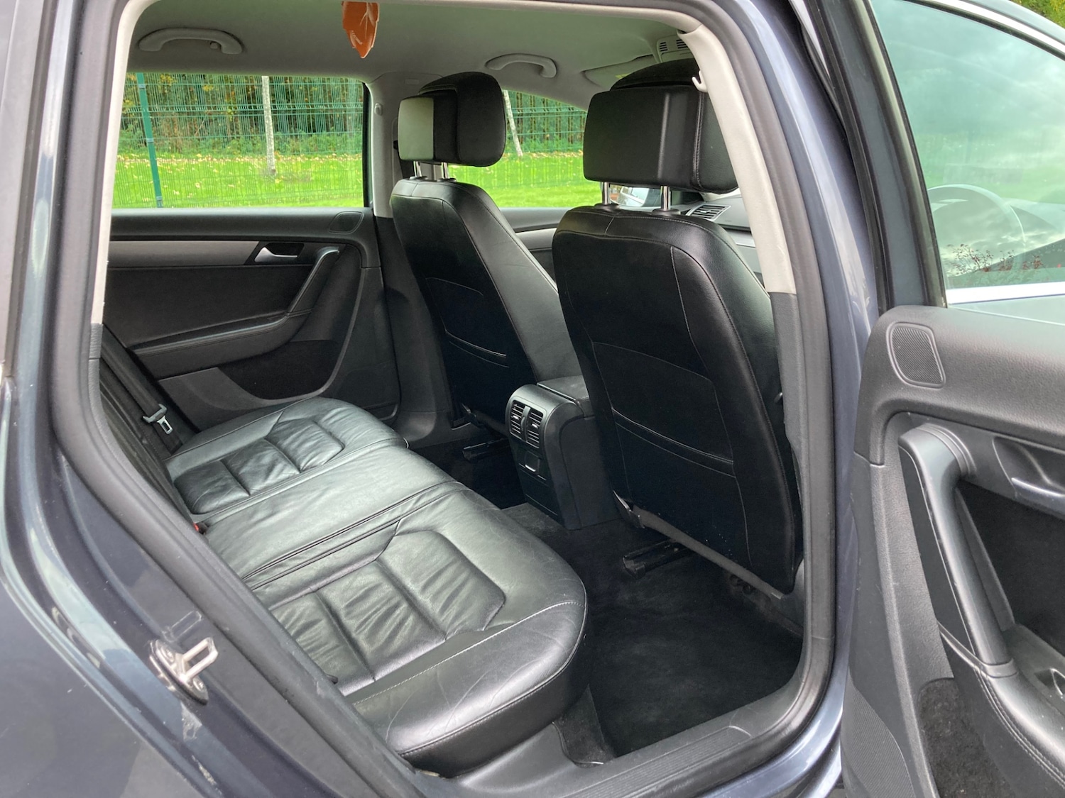 Used Volkswagen Passat 2014 for sale - 76358247: Photo 15