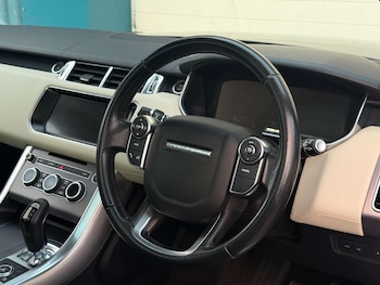 Used Land Rover Range Rover Sport 2017 for sale - 79546562: Photo
