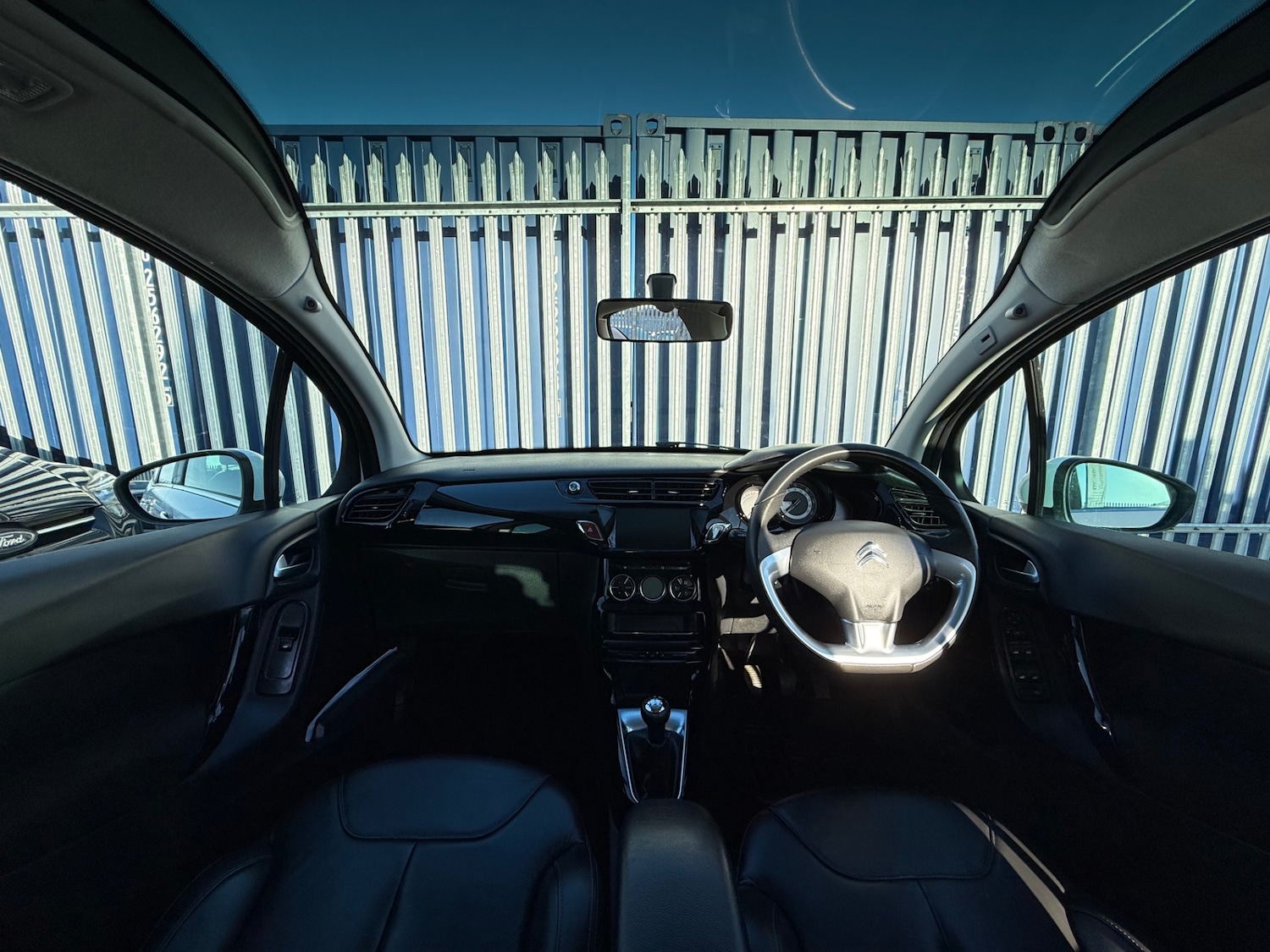 Used Citroen C3 2016 for sale - 76591604: Photo 16