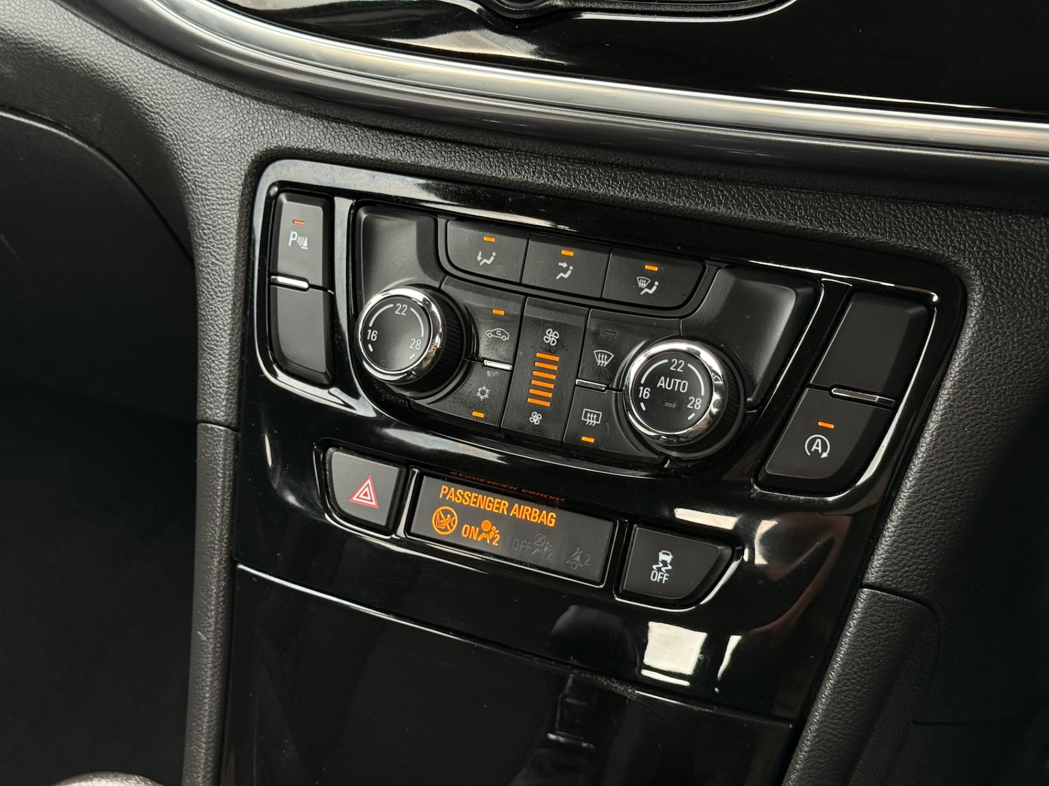 Used Vauxhall Mokka X 2017 for sale - 76177660: Photo 20