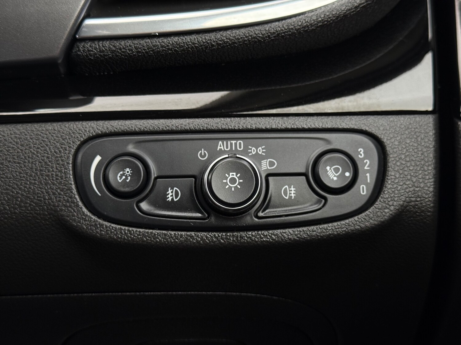 Used Vauxhall Mokka X 2017 for sale - 76177660: Photo 27