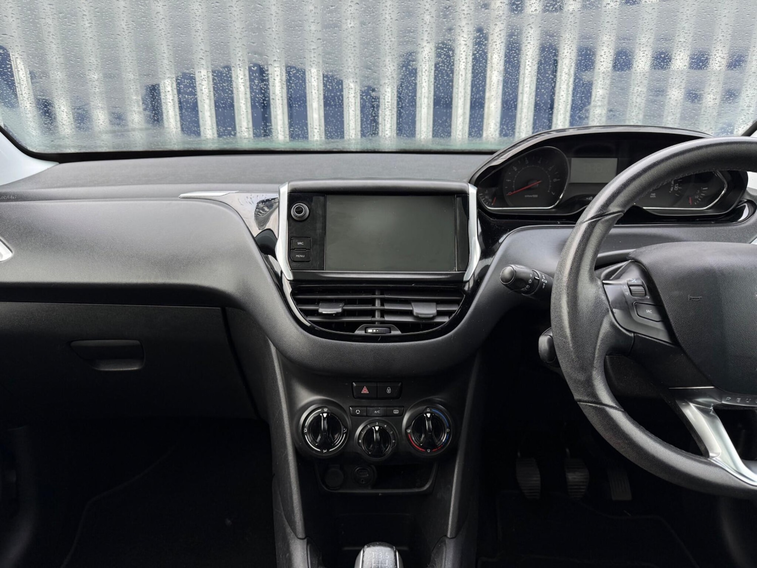 Used Peugeot 208 2015 for sale - 77376216: Photo 17