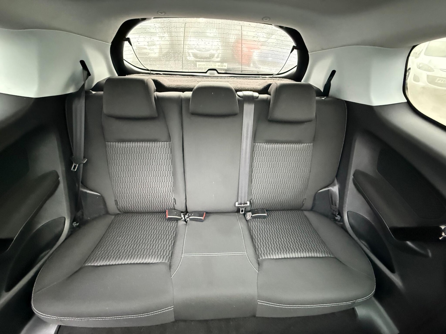 Used Peugeot 208 2015 for sale - 77376216: Photo 31