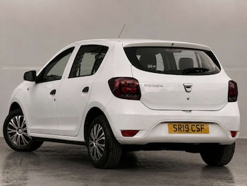 Used Dacia Sandero 2019 for sale - 78838700: Photo