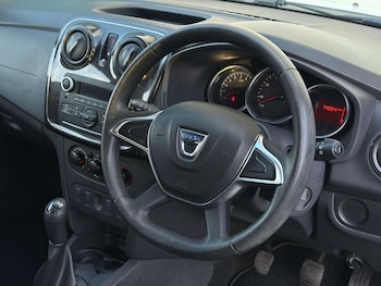 Used Dacia Sandero 2019 for sale - 78838700: Photo