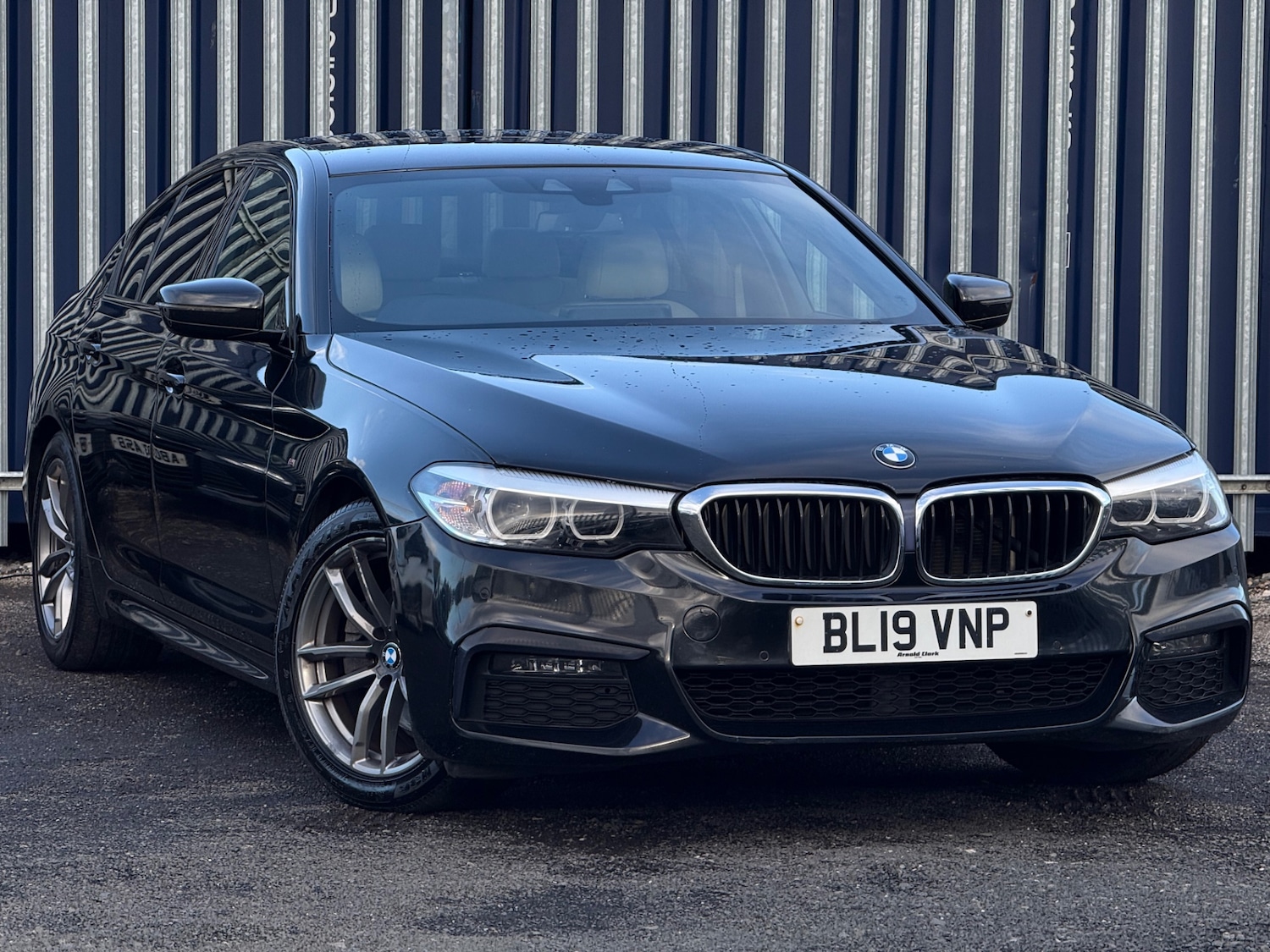 Used BMW 5 Series 2019 for sale - 76591636: Photo 1