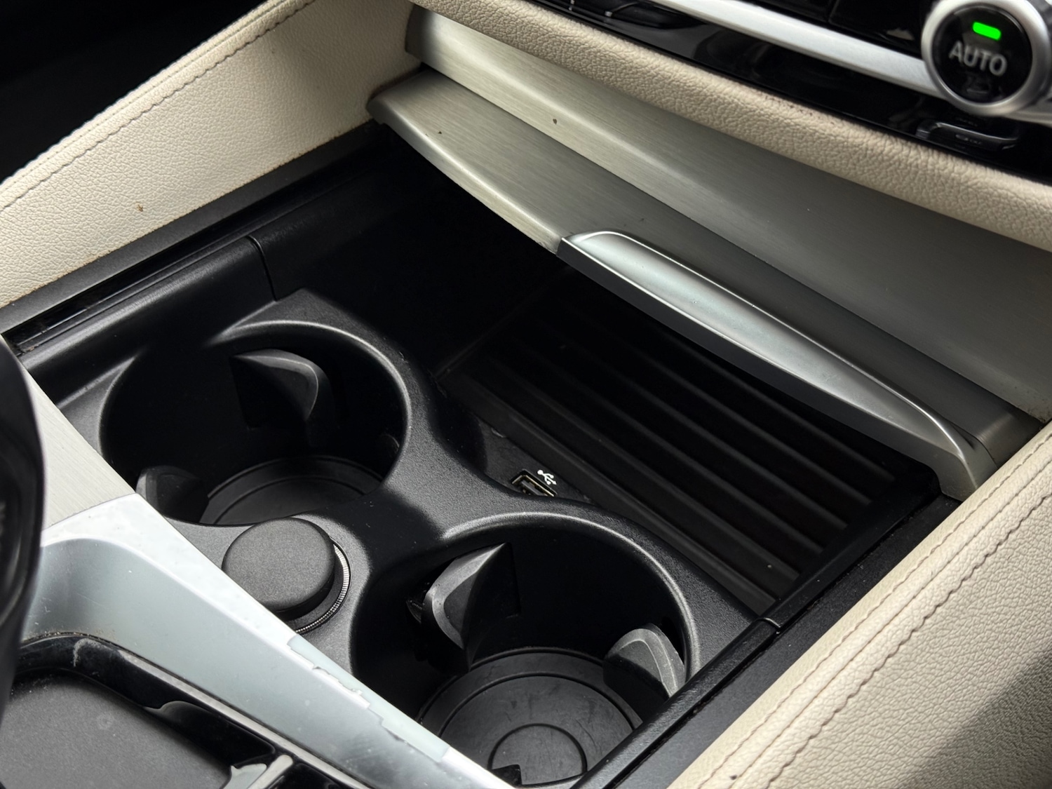 Used BMW 5 Series 2019 for sale - 76591636: Photo 35