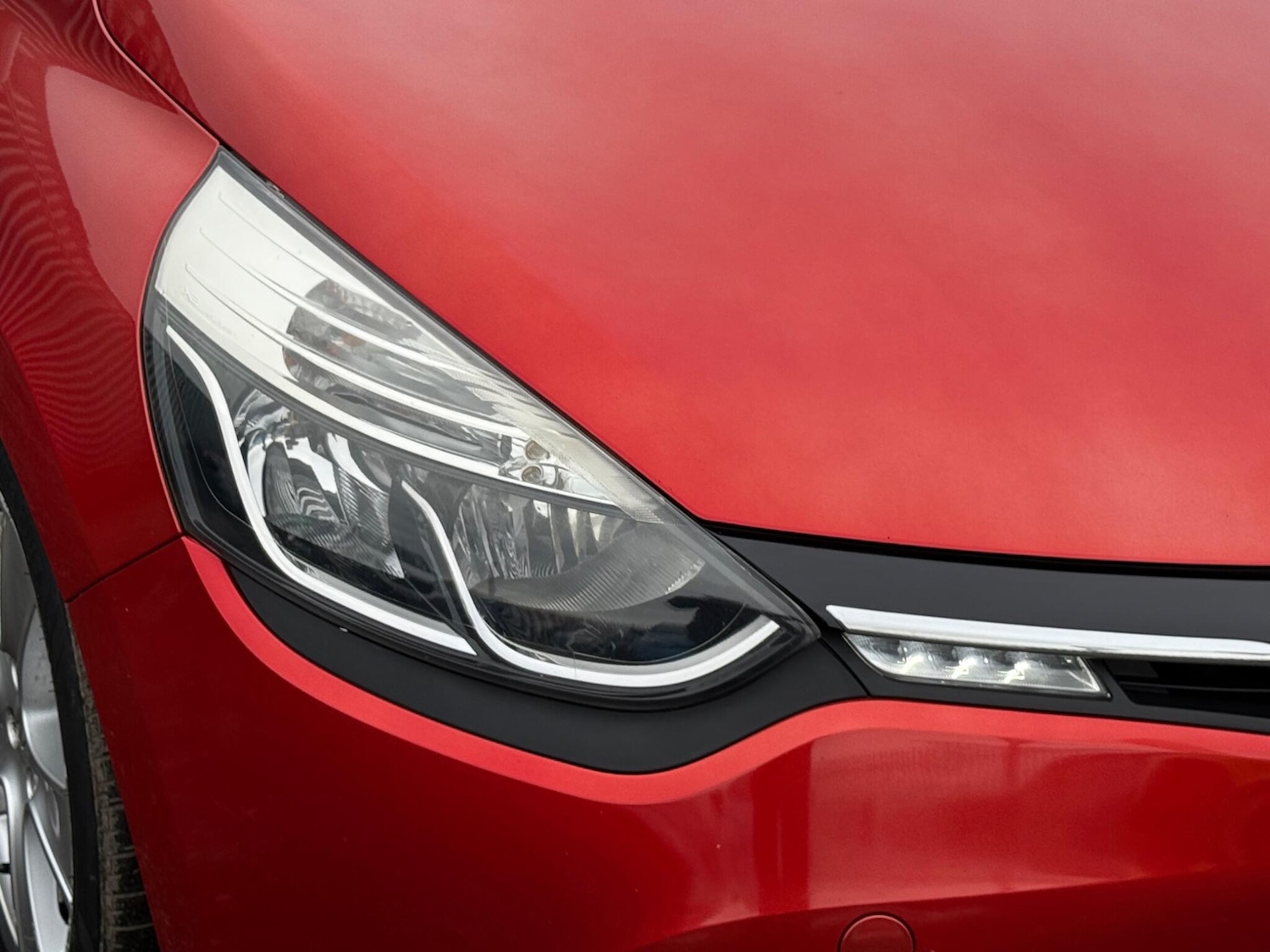 Used Renault Clio for sale - 76681947: Photo 36