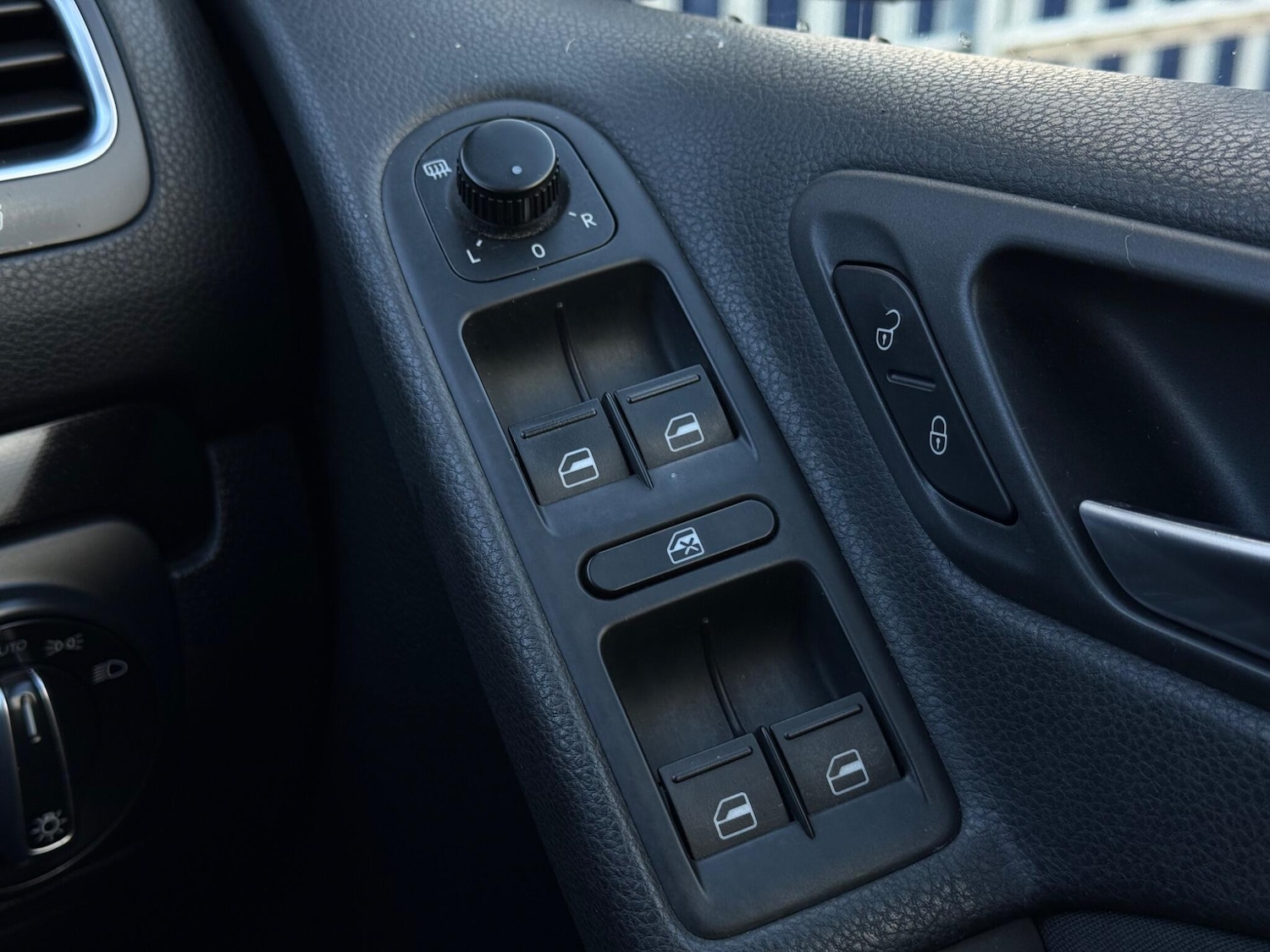 Used Volkswagen Golf 2009 for sale - 76681956: Photo 22