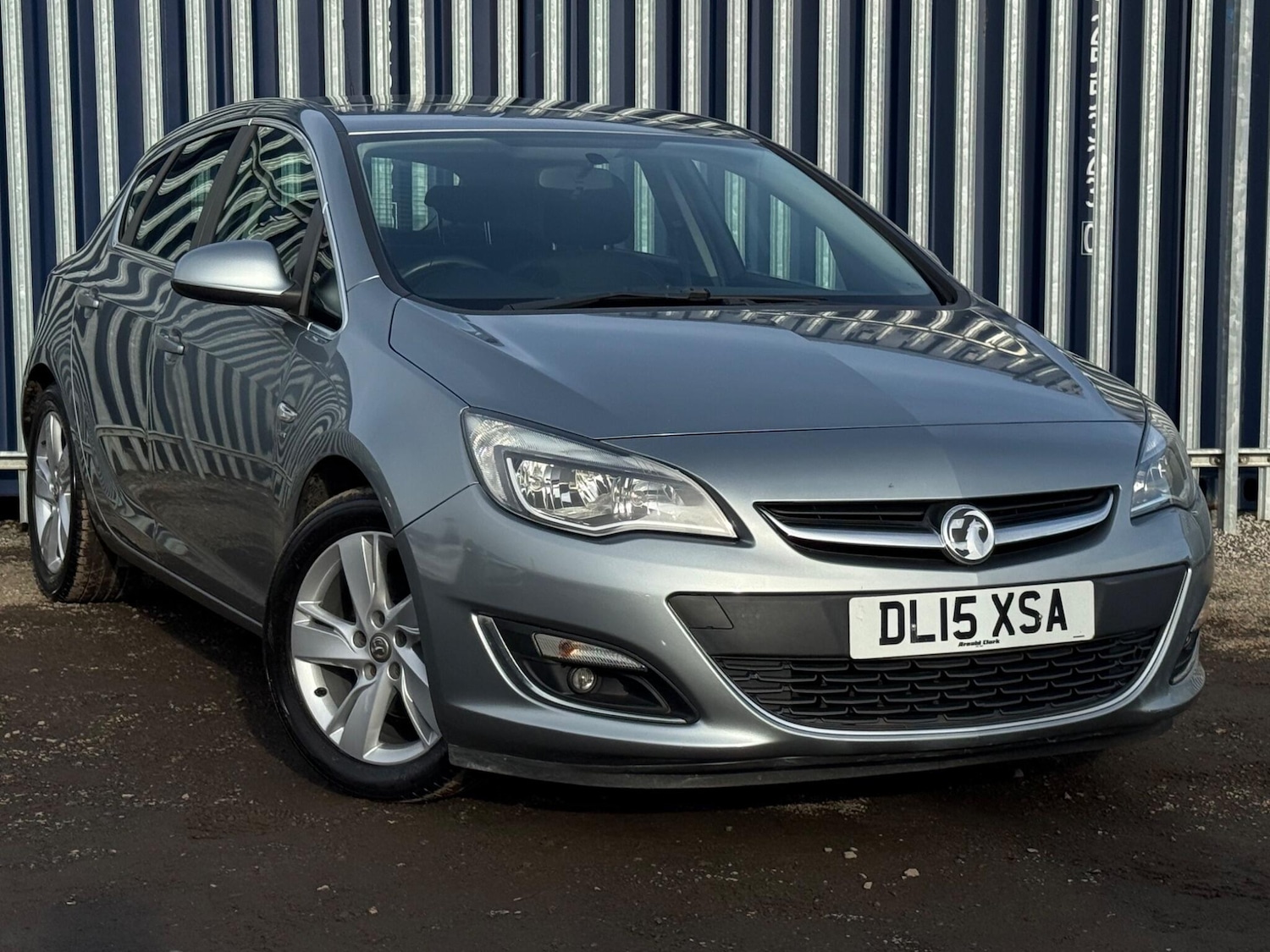 Used Vauxhall Astra 2015 for sale - 76681960: Photo 1