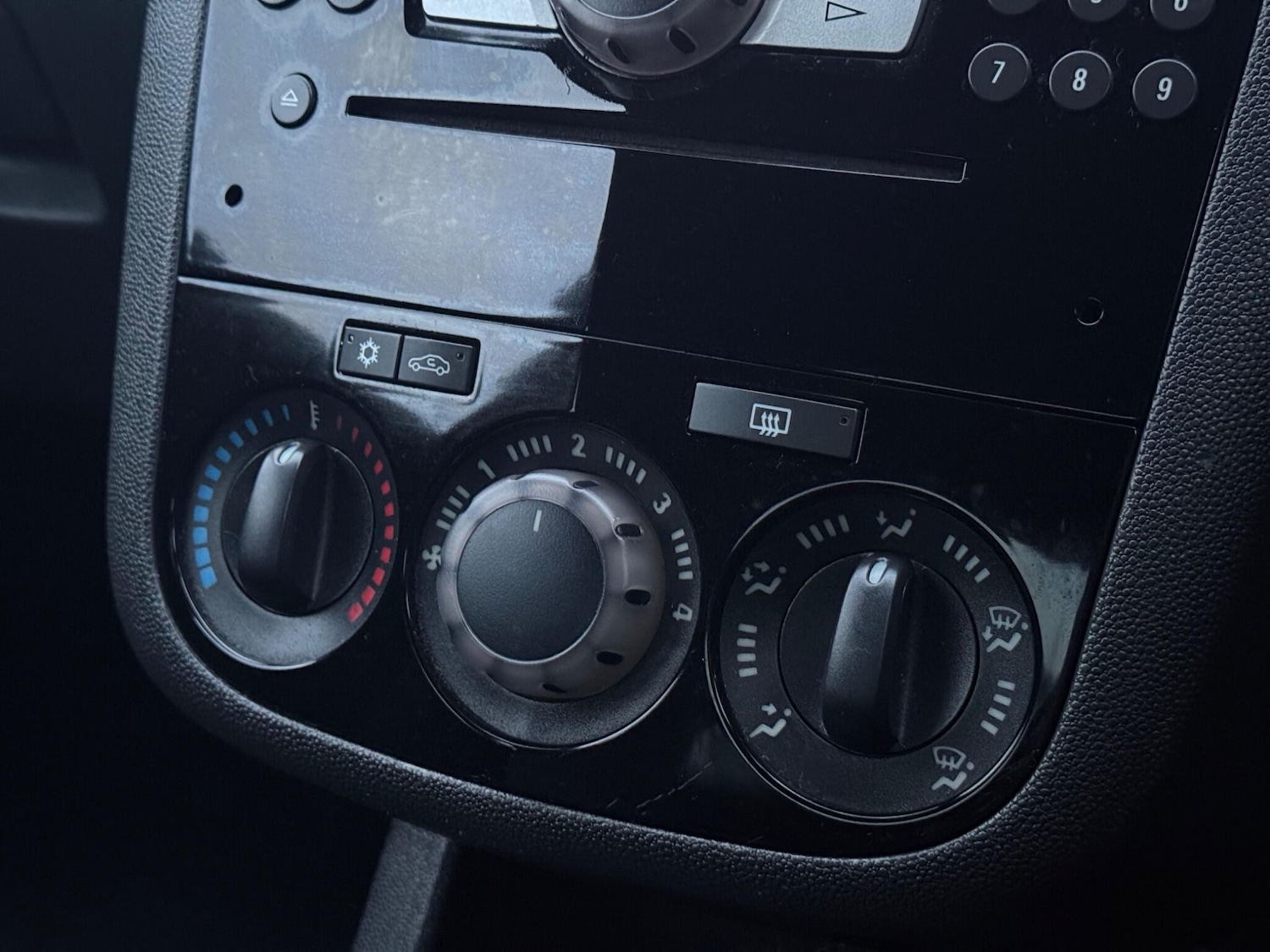 Used Vauxhall Corsa for sale - 76993250: Photo 19