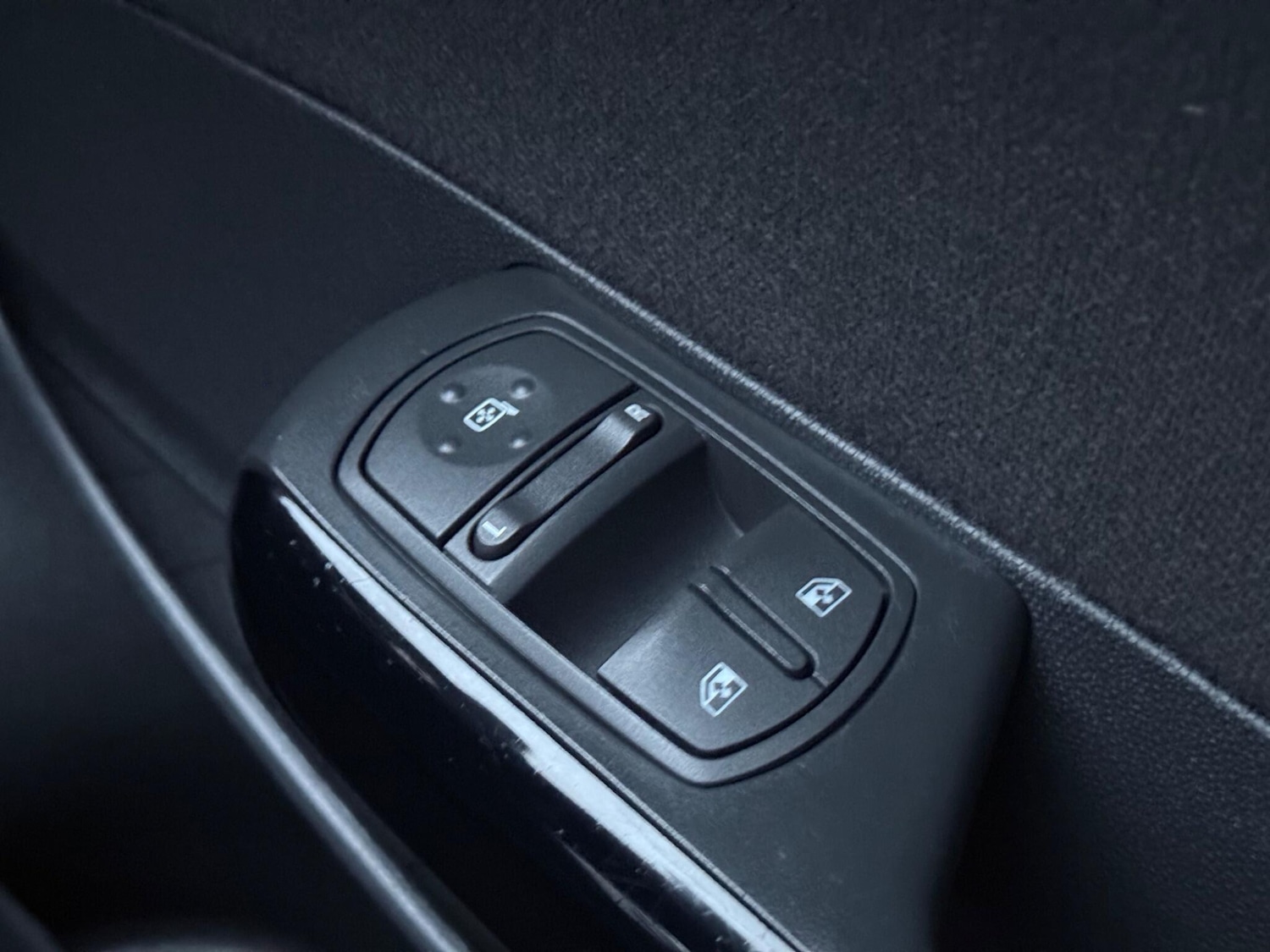 Used Vauxhall Corsa for sale - 76993250: Photo 25