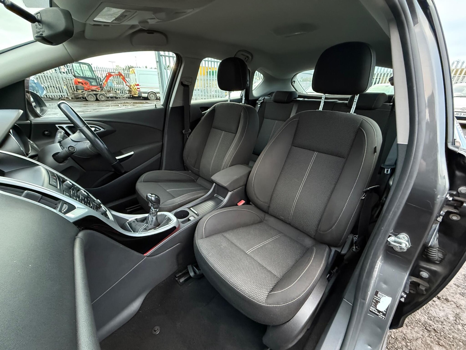 Used Vauxhall Astra 2012 for sale - 76850386: Photo 14