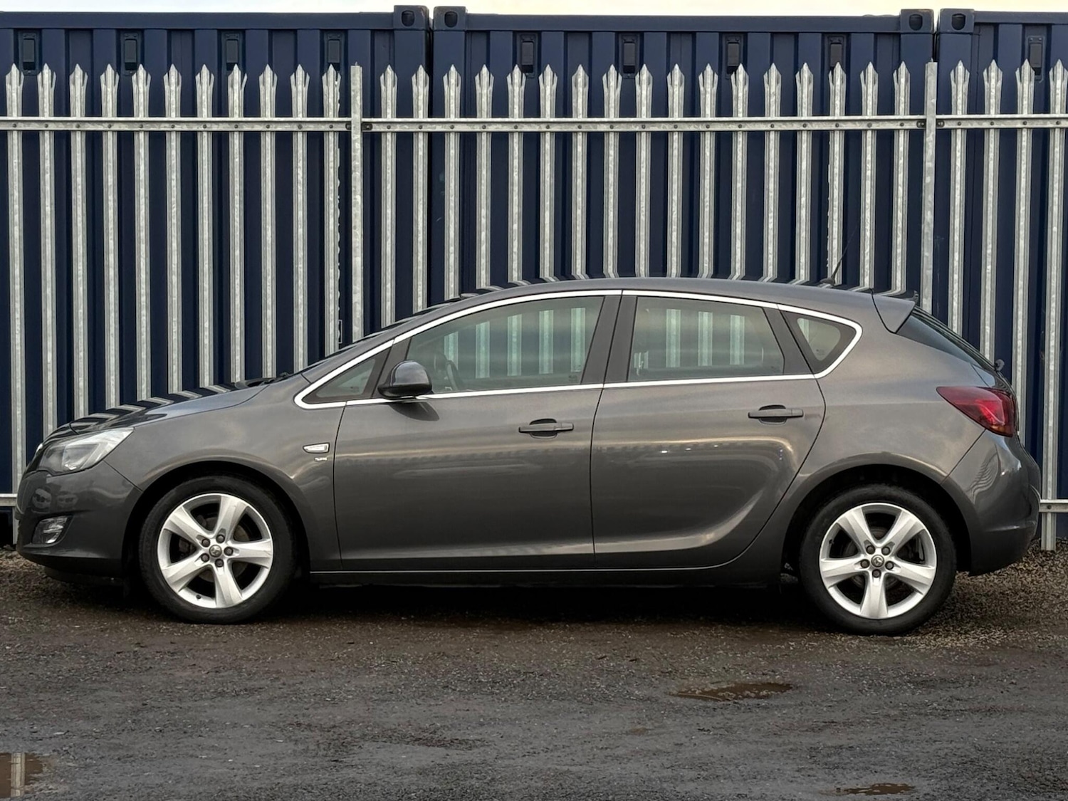 Used Vauxhall Astra 2012 for sale - 76850386: Photo 9
