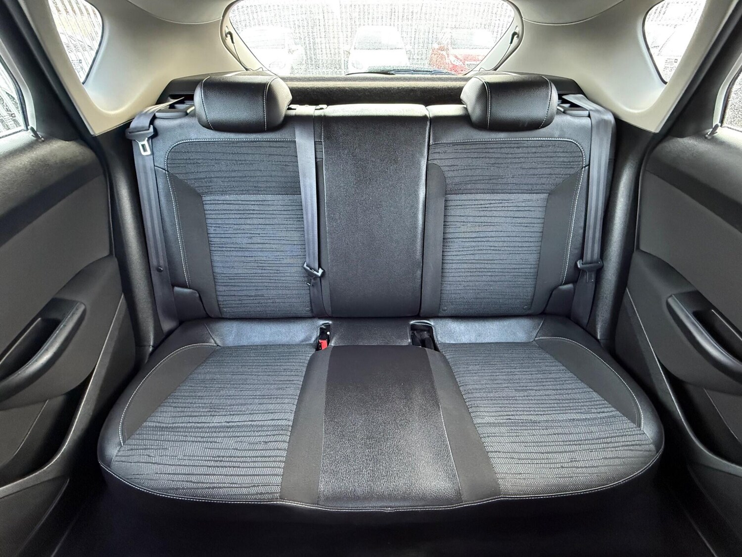 Used Vauxhall Astra for sale - 77683099: Photo 32