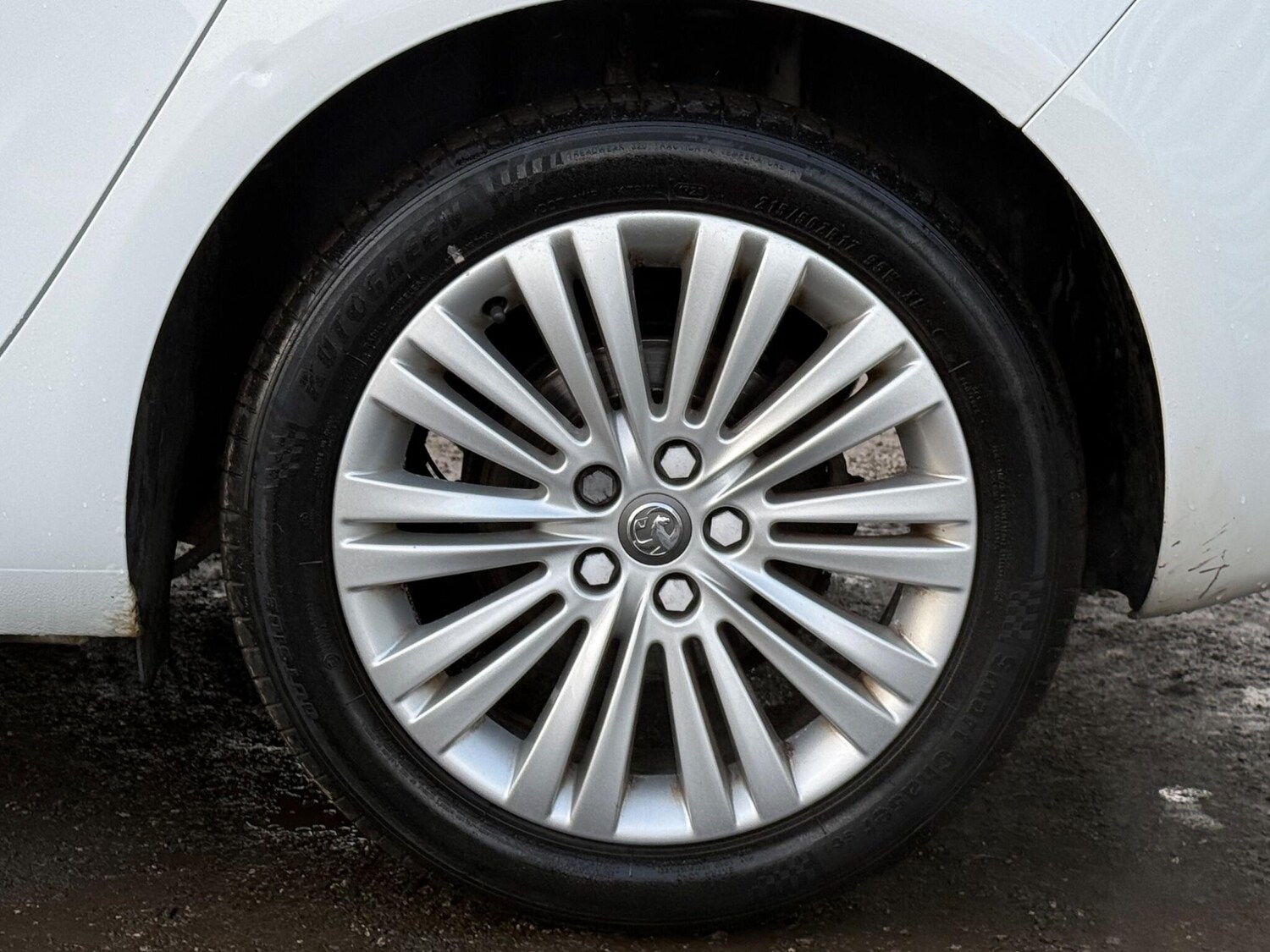 Used Vauxhall Astra for sale - 77683099: Photo 37