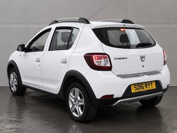 Used Dacia Sandero Stepway 2016 for sale - 78689587: Photo