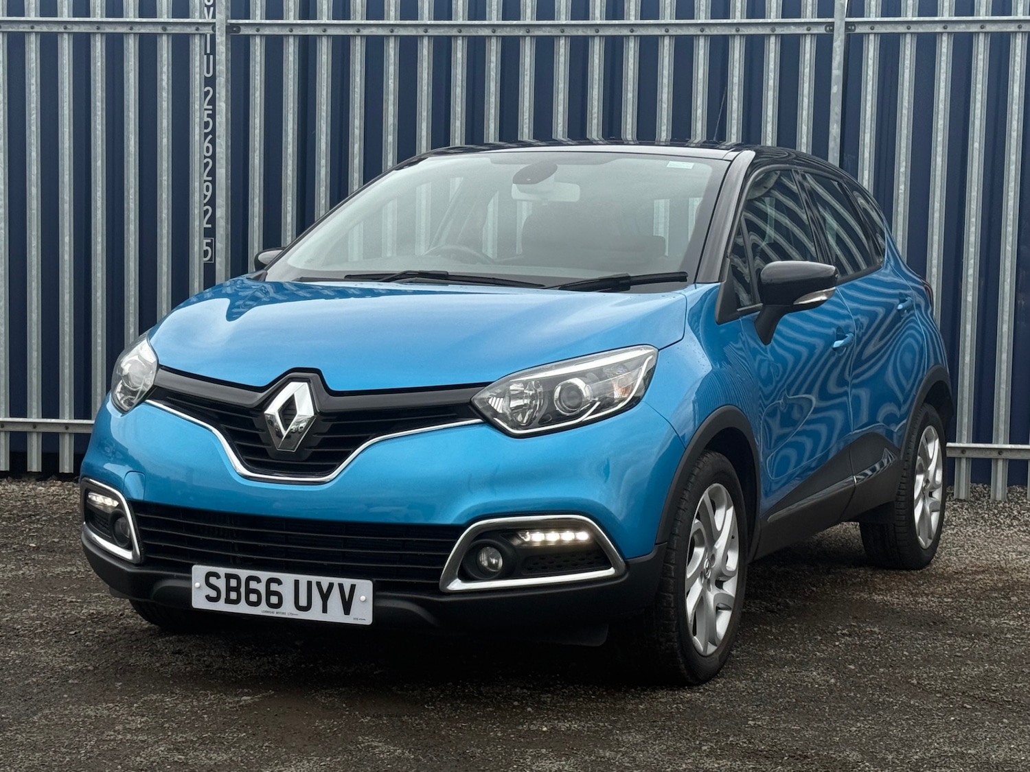 Used Renault Captur 2016 for sale - 75952505: Photo 10