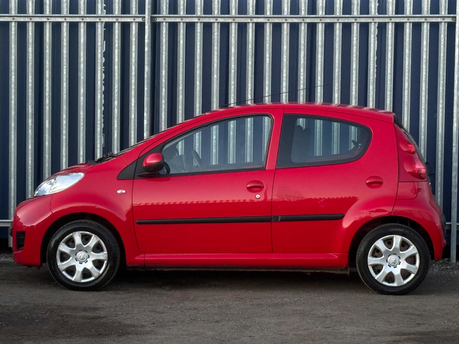 Used Peugeot 107 for sale - 77793965: Photo 9