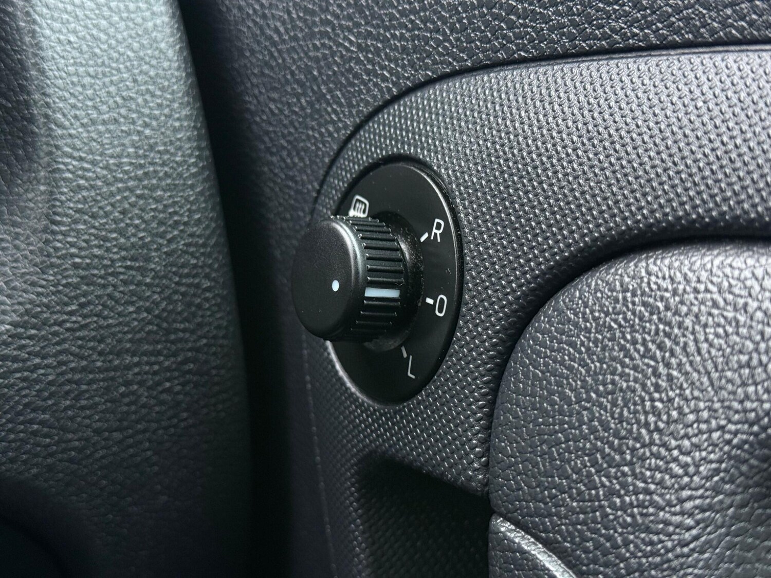 Used Skoda Fabia 2013 for sale - 77468077: Photo 22