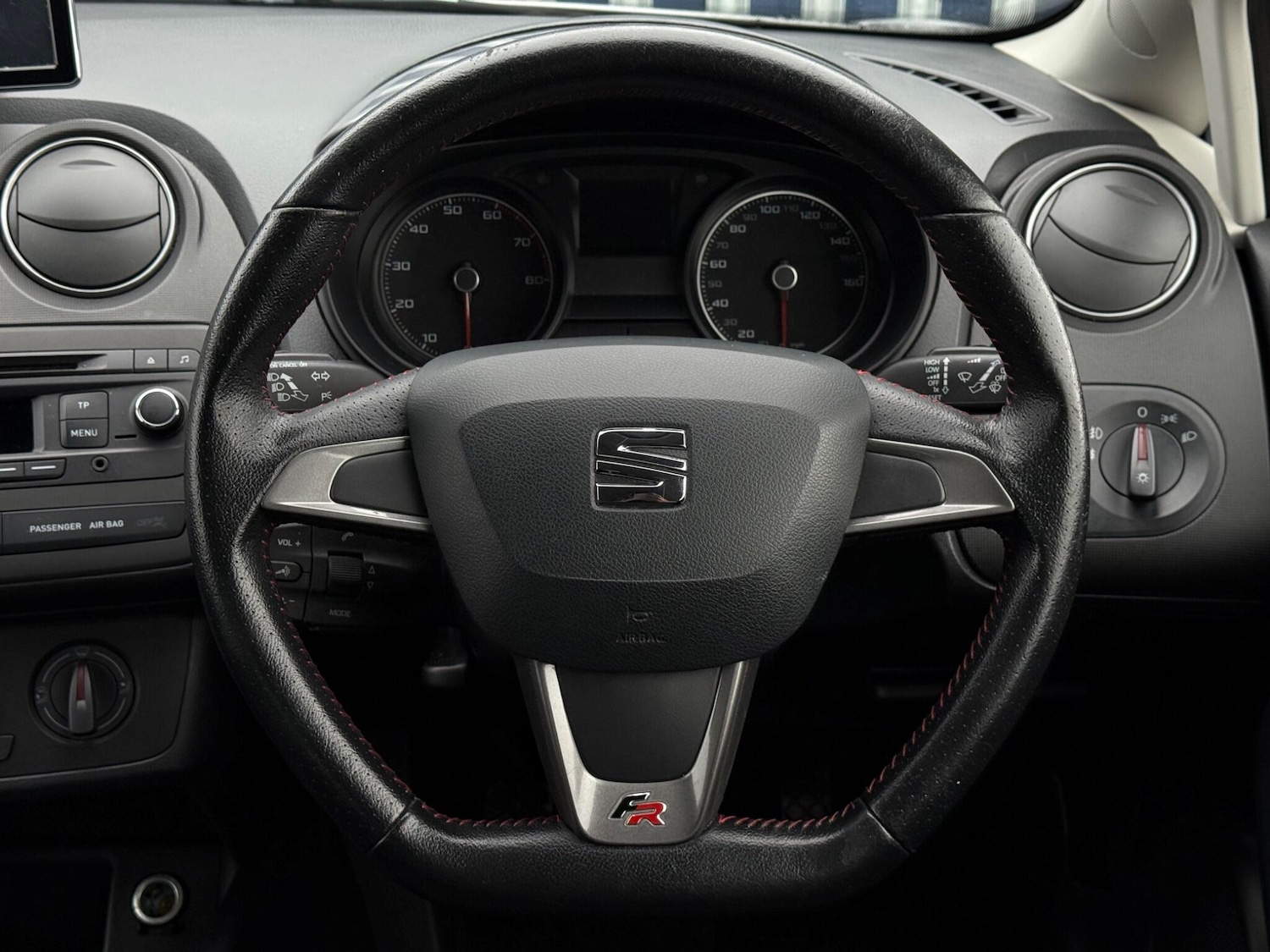 Used SEAT Ibiza 2015 for sale - 76942649: Photo 18