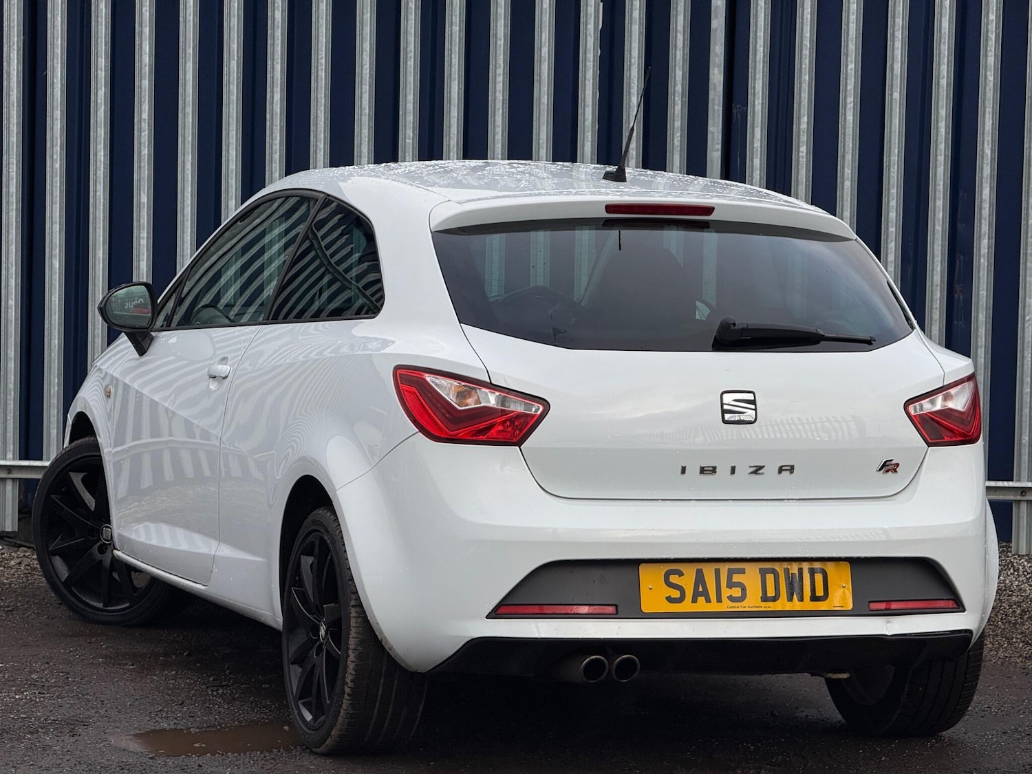 Used SEAT Ibiza 2015 for sale - 76942649: Photo 2