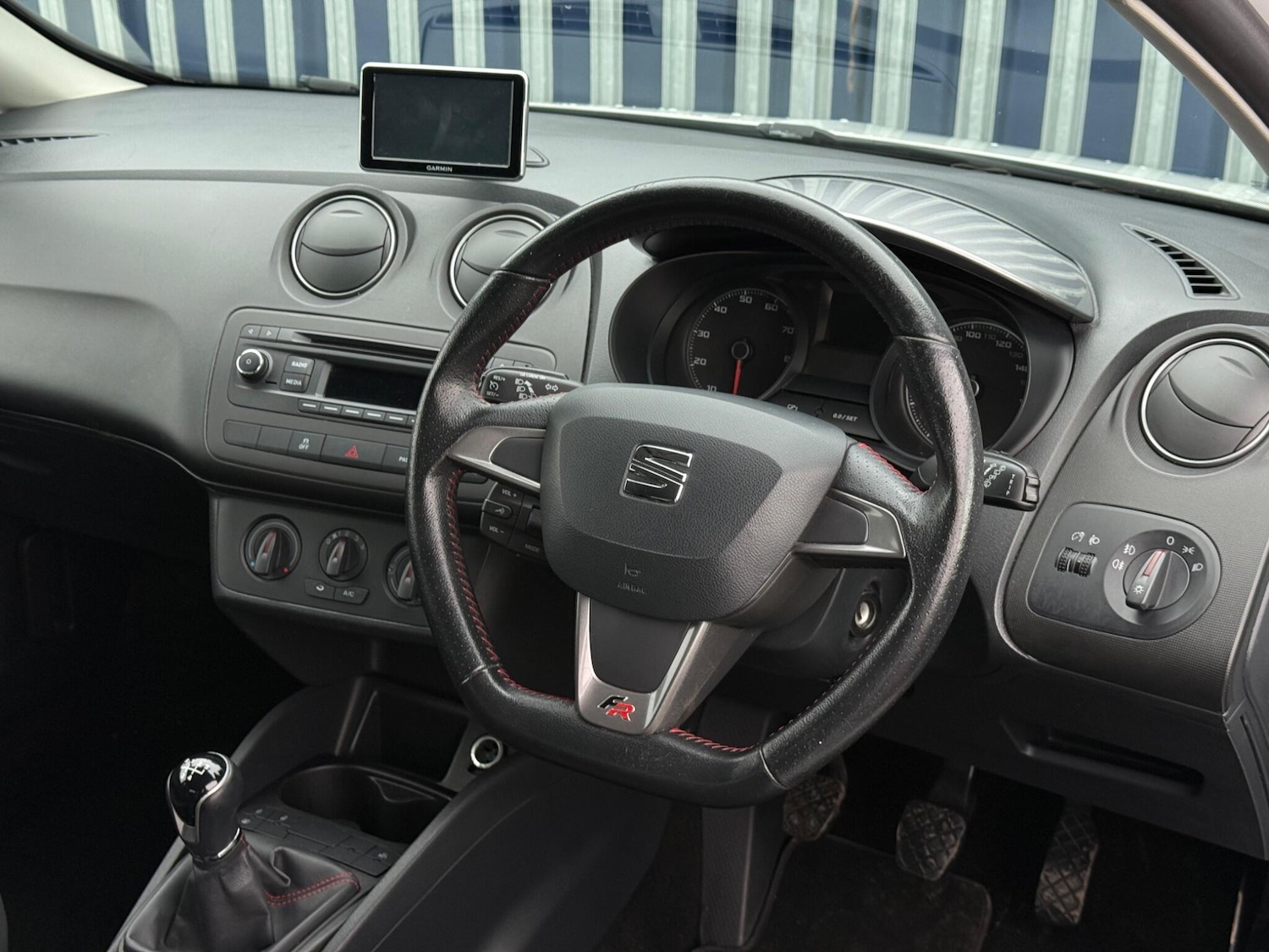 Used SEAT Ibiza 2015 for sale - 76942649: Photo 3