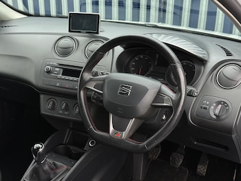 Used SEAT Ibiza 2015 for sale - 76942649: Photo