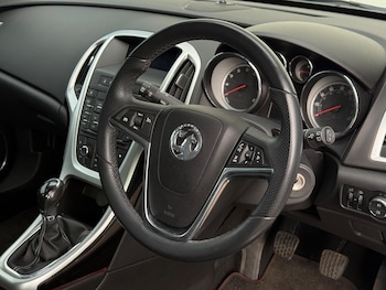 Used Vauxhall Astra 2010 for sale - 78573795: Photo