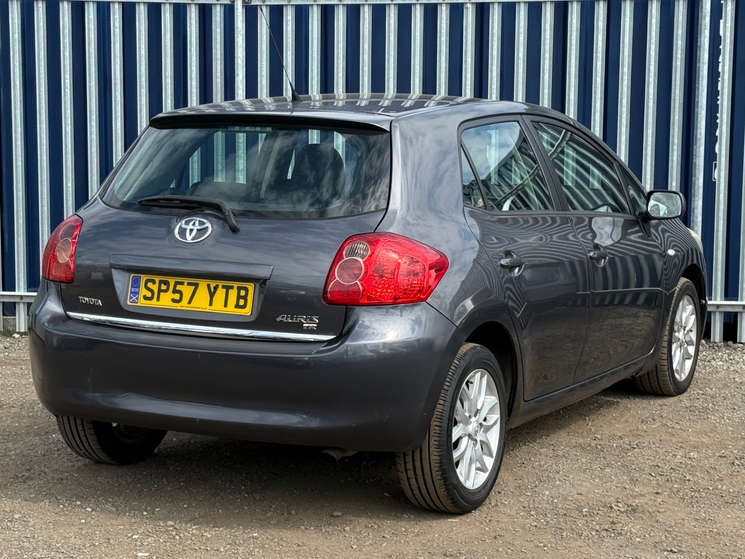 Vehicle 5
